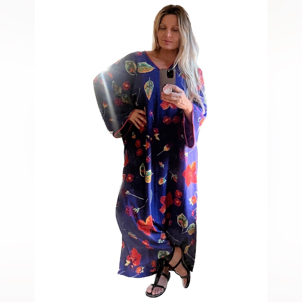 Vintage Floral Natourious: Natori Blue Orange Red Flower Kaftan Dress size M/L